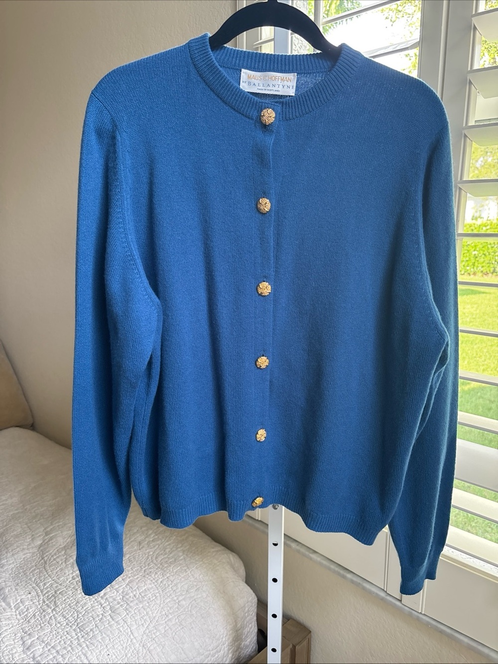 Ballantyne 100% Scotland Cashmere Blue Cardigan Sweater Gold Buttons M/L 46”
